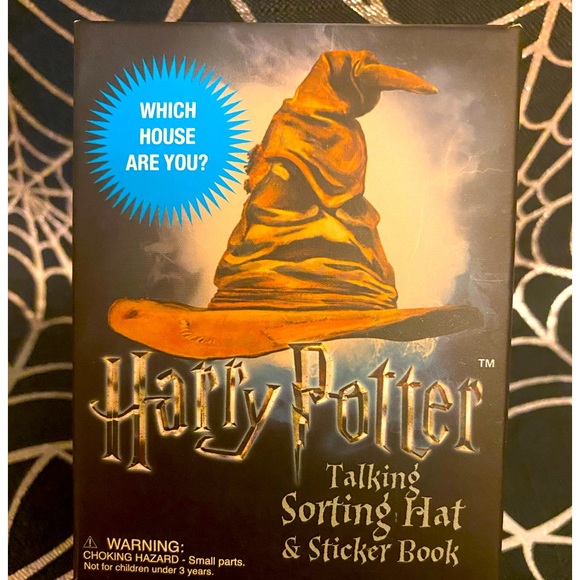 Harry Potter Talking Sorting Hat & Sticker Book - Picture 1 of 2